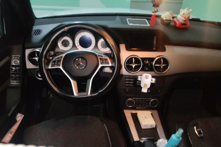 Used Mercedes-Benz GLK-Class 2015 GLK 260 4MATIC Fashion Edition Ultimate Version Steering Wheel