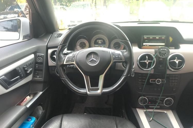 Used Mercedes-Benz GLK-Class 2015 GLK 260 4MATIC Fashion Edition Ultimate Version Steering Wheel