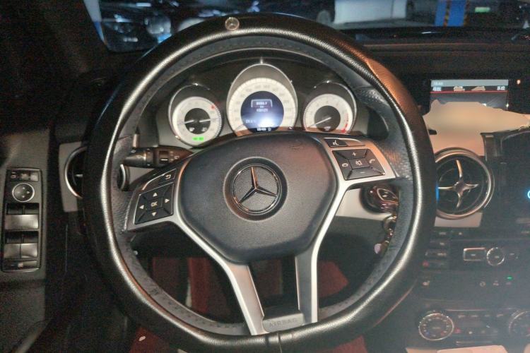 Used Mercedes-Benz GLK-Class 2015 GLK 260 4MATIC Fashion Edition Ultimate Version Steering Wheel