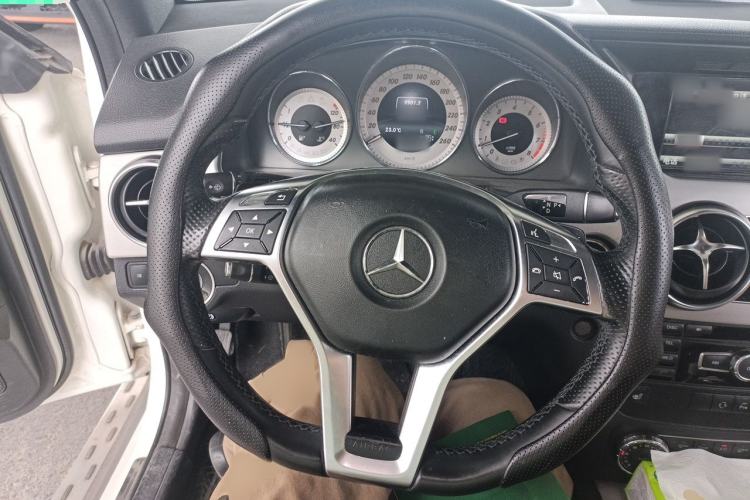 Used Mercedes-Benz GLK-Class 2015 GLK 300 4MATIC Fashion Edition Ultimate Version Steering Wheel