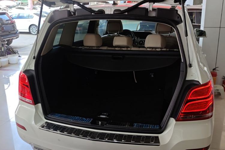 Used Mercedes-Benz GLK-Class 2015 GLK 300 4MATIC Fashion Edition Ultimate Version Trunk