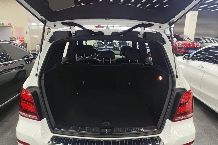Used Mercedes-Benz GLK-Class 2015 GLK 260 4MATIC Dynamic Edition Ultimate Version Trunk