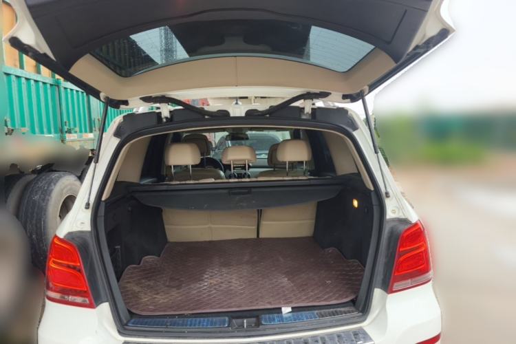 Used Mercedes-Benz GLK-Class 2015 GLK 300 4MATIC Fashion Edition Ultimate Version Trunk