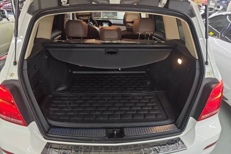 Used Mercedes-Benz GLK-Class 2015 GLK 260 4MATIC Dynamic Edition Ultimate Version Trunk