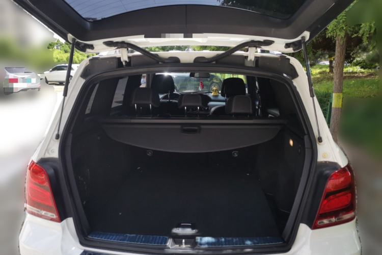 Used Mercedes-Benz GLK-Class 2015 GLK 260 4MATIC Fashion Edition Ultimate Version Trunk