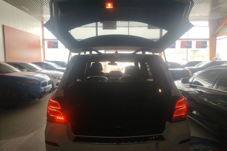 Used Mercedes-Benz GLK-Class 2015 GLK 260 4MATIC Dynamic Edition Ultimate Version Trunk