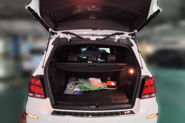 Used Mercedes-Benz GLK-Class 2015 GLK 260 4MATIC Fashion Edition Ultimate Version Trunk