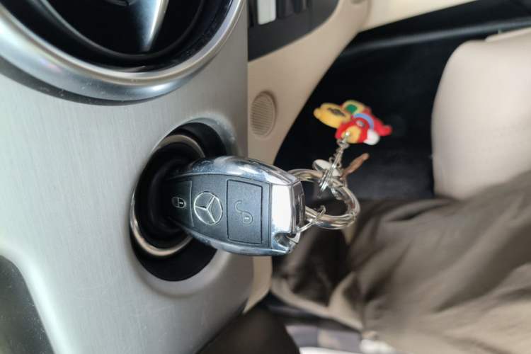 Used Mercedes-Benz GLK-Class 2015 GLK 260 4MATIC Dynamic Edition Ultimate Version Vehicle Key