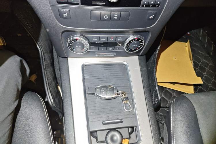 Used Mercedes-Benz GLK-Class 2015 GLK 300 4MATIC Fashion Edition Ultimate Version Vehicle Key