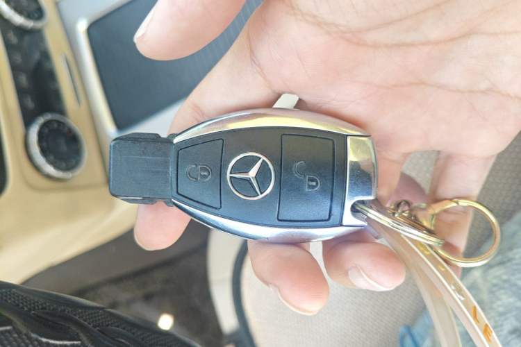 Used Mercedes-Benz GLK-Class 2015 GLK 260 4MATIC Dynamic Edition Ultimate Version Vehicle Key