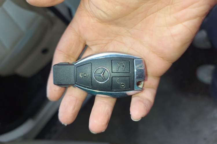 Used Mercedes-Benz GLK-Class 2015 GLK 300 4MATIC Fashion Edition Ultimate Version Vehicle Key