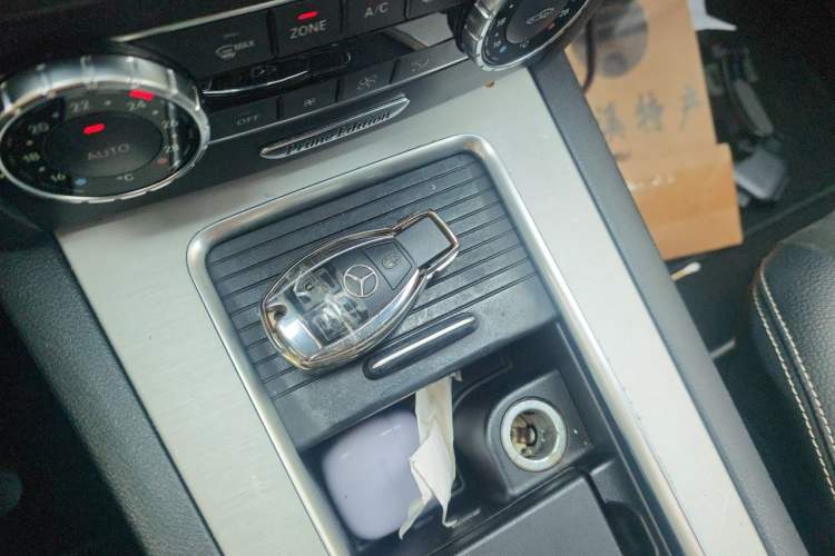 Used Mercedes-Benz GLK-Class 2015 GLK 300 4MATIC Fashion Edition Ultimate Version Vehicle Key