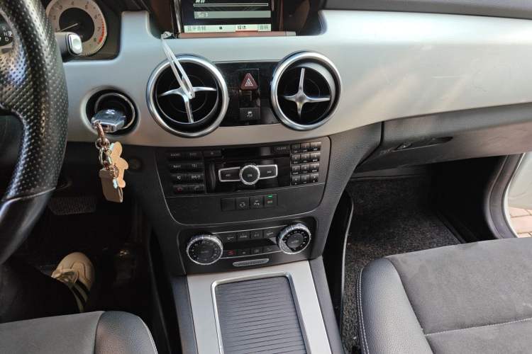 Used Mercedes-Benz GLK-Class 2015 GLK 260 4MATIC Dynamic Edition Ultimate Version Vehicle Key