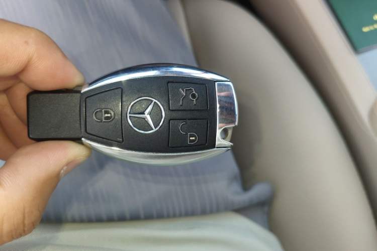 Used Mercedes-Benz GLK-Class 2015 GLK 300 4MATIC Fashion Edition Ultimate Version Vehicle Key