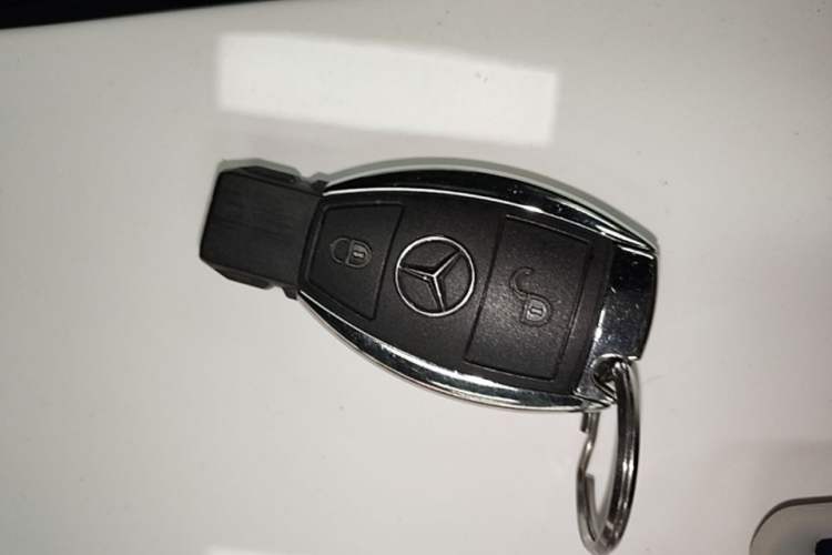 Used Mercedes-Benz GLK-Class 2015 GLK 260 4MATIC Dynamic Edition Ultimate Version Vehicle Key