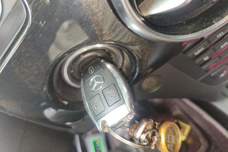 Used Mercedes-Benz GLK-Class 2015 GLK 260 4MATIC Fashion Edition Ultimate Version Vehicle Key