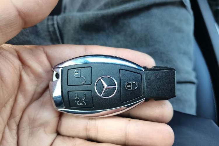 Used Mercedes-Benz GLK-Class 2015 GLK 300 4MATIC Luxury Ultimate Edition Vehicle Key