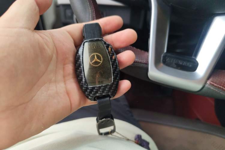 Used Mercedes-Benz GLK-Class 2015 GLK 260 4MATIC Dynamic Edition Ultimate Version Vehicle Key