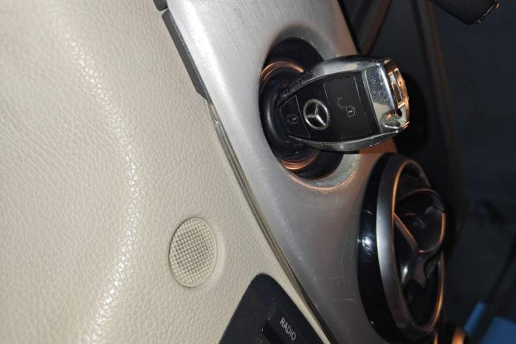 Used Mercedes-Benz GLK-Class 2015 GLK 260 4MATIC Dynamic Edition Ultimate Version Vehicle Key