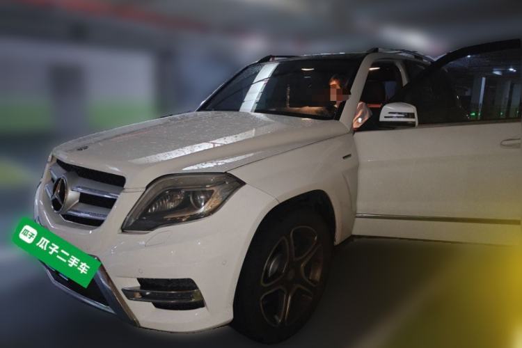 Used Mercedes-Benz GLK-Class 2015 GLK 300 4MATIC Fashion Edition Ultimate Version Guazi used car, China used car export, Used car for sale, Used cars, Cheapest cars for sale