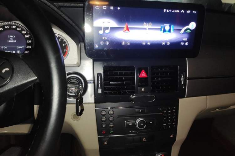 Used Mercedes-Benz GLK-Class  Audio And AC Panel