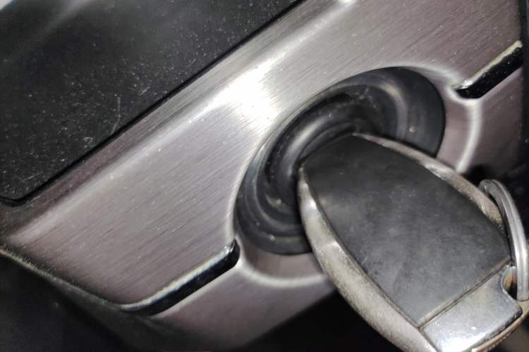 Used Mercedes-Benz GLK-Class  Vehicle Key