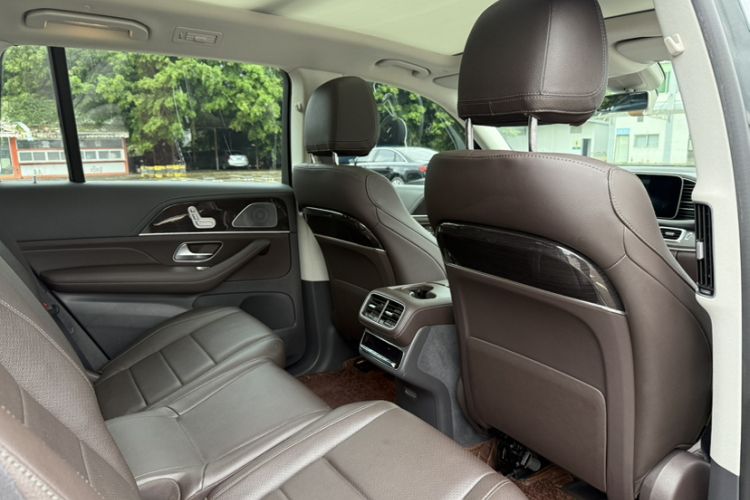 Used Mercedes-Benz GLS 2020 GLS 450 4MATIC Dynamic Edition Interior 10