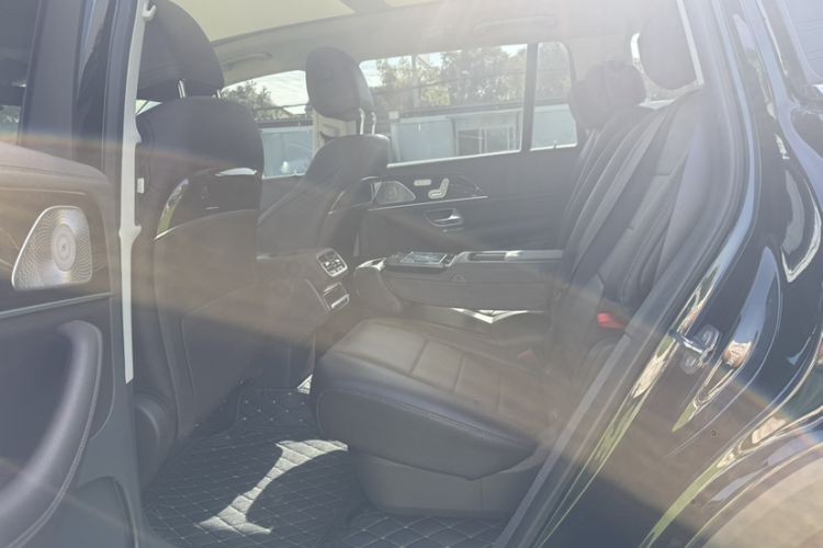 Used Mercedes-Benz GLS 2020 GLS 450 4MATIC Dynamic Edition Interior 3