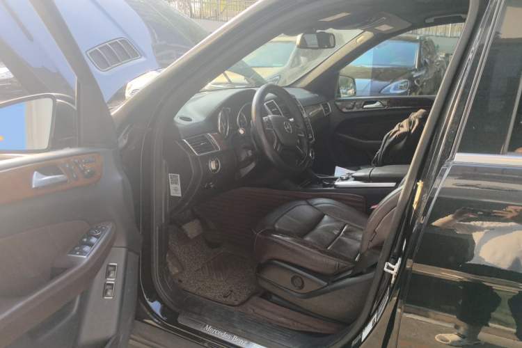 Used Mercedes-Benz GLS  Driver Seat