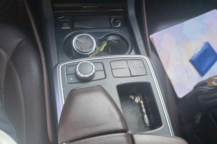 Used Mercedes-Benz GLS  Gear Lever