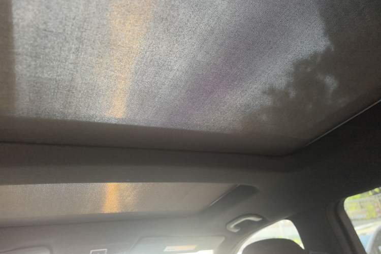 Used Mercedes-Benz GLS  Headliner