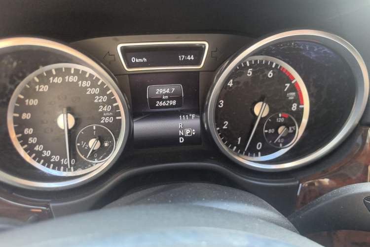 Used Mercedes-Benz GLS  Instrument Cluster