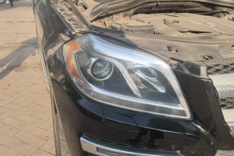 Used Mercedes-Benz GLS  Right Front Headlight