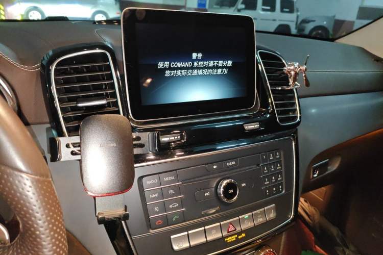 Used Mercedes-Benz GLS 2016 GLS 400 4MATIC Luxury Model Audio And AC Panel