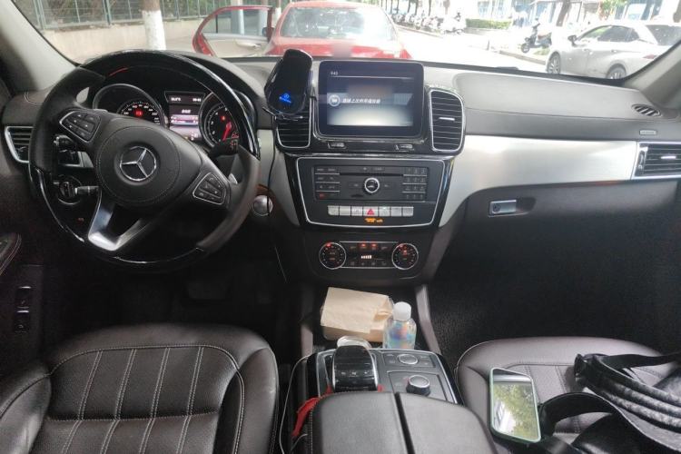 Used Mercedes-Benz GLS 2016 GLS 400 4MATIC Dynamic Model Center Console