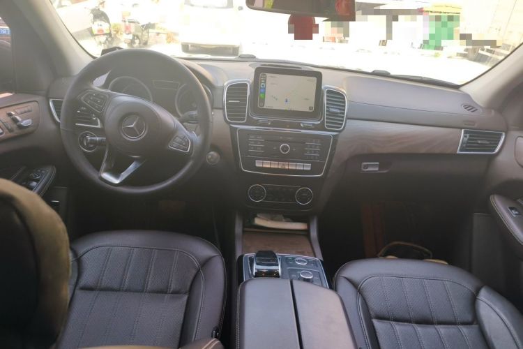 Used Mercedes-Benz GLS 2016 GLS 400 4MATIC Dynamic Model Center Console