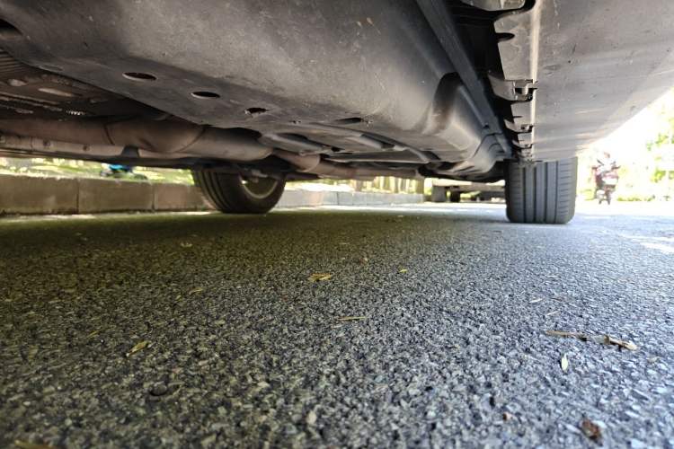 Used Mercedes-Benz GLS  Chassis Front Left