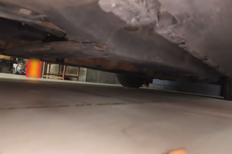 Used Mercedes-Benz GLS  Chassis Front Left
