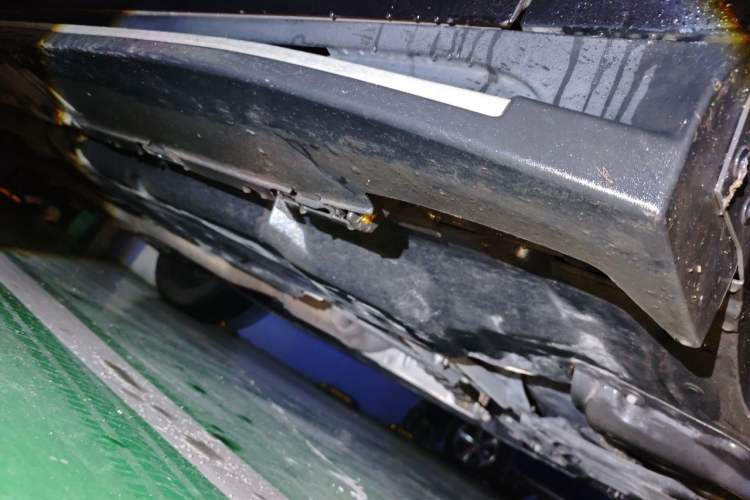 Used Mercedes-Benz GLS 2016 GLS 400 4MATIC Dynamic Model Chassis Front Right