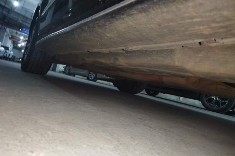 Used Mercedes-Benz GLS  Chassis Front Right