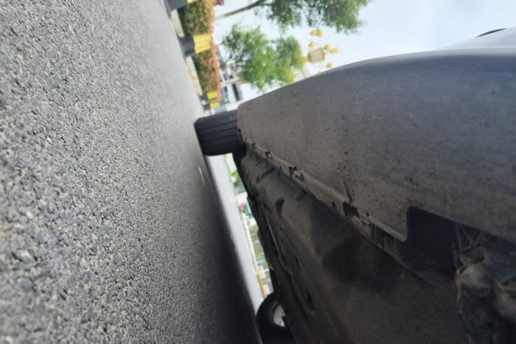 Used Mercedes-Benz GLS  Chassis Front Right