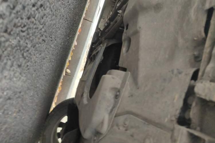 Used Mercedes-Benz GLS 2016 GLS 400 4MATIC Dynamic Model Chassis Front Right