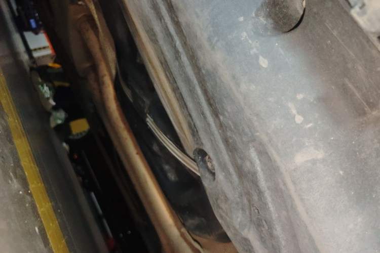 Used Mercedes-Benz GLS 2016 GLS 500 4MATIC Chassis Rear Left