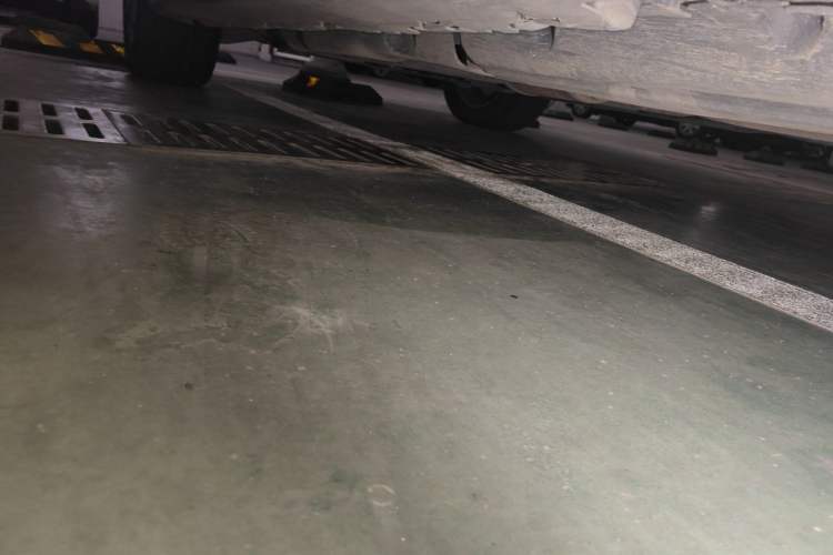 Used Mercedes-Benz GLS 2016 GLS 400 4MATIC Dynamic Model Chassis Rear Left