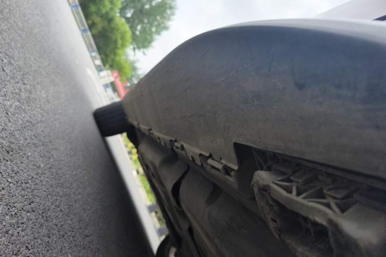 Used Mercedes-Benz GLS  Chassis Rear Left