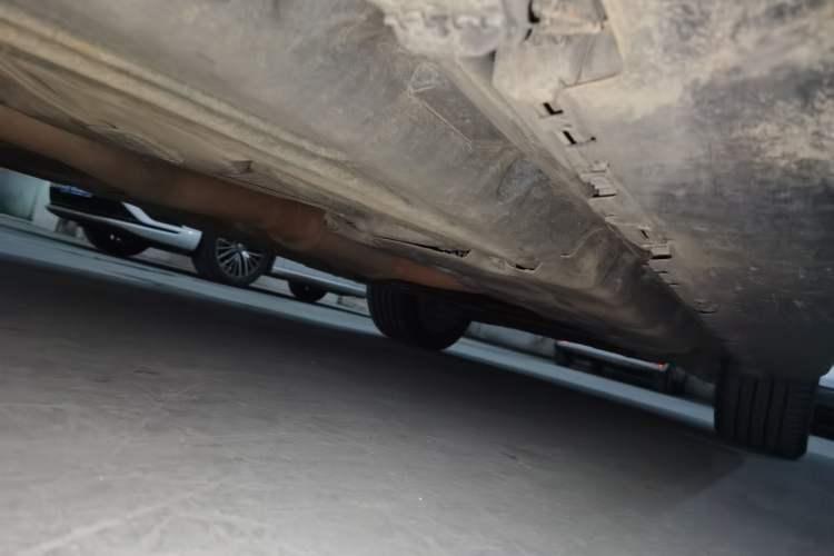Used Mercedes-Benz GLS  Chassis Rear Right