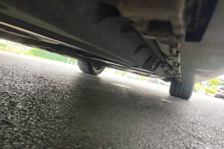 Used Mercedes-Benz GLS  Chassis Rear Right