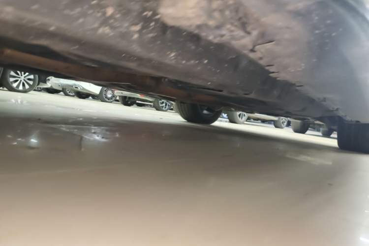 Used Mercedes-Benz GLS  Chassis Rear Right
