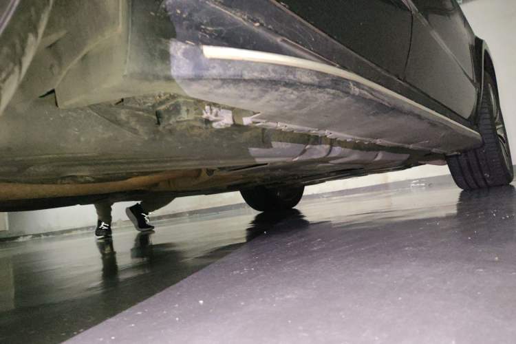 Used Mercedes-Benz GLS 2016 GLS 500 4MATIC Chassis Rear Right