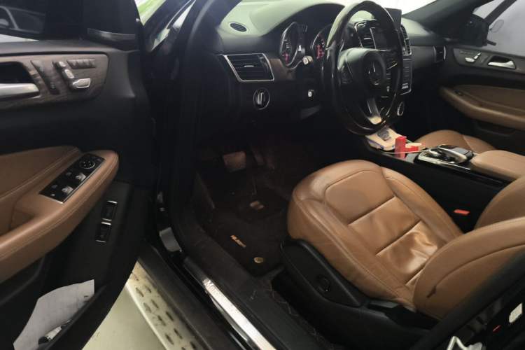 Used Mercedes-Benz GLS 2016 GLS 400 4MATIC Luxury Model Driver Seat